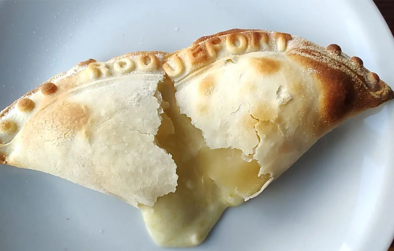 Empanada De Roque y Muzza