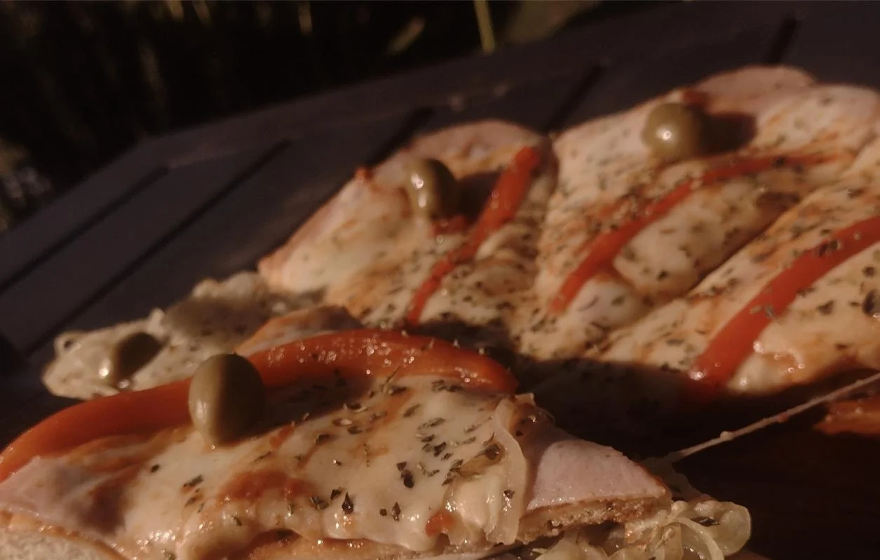 Pizza de jamon & morrones